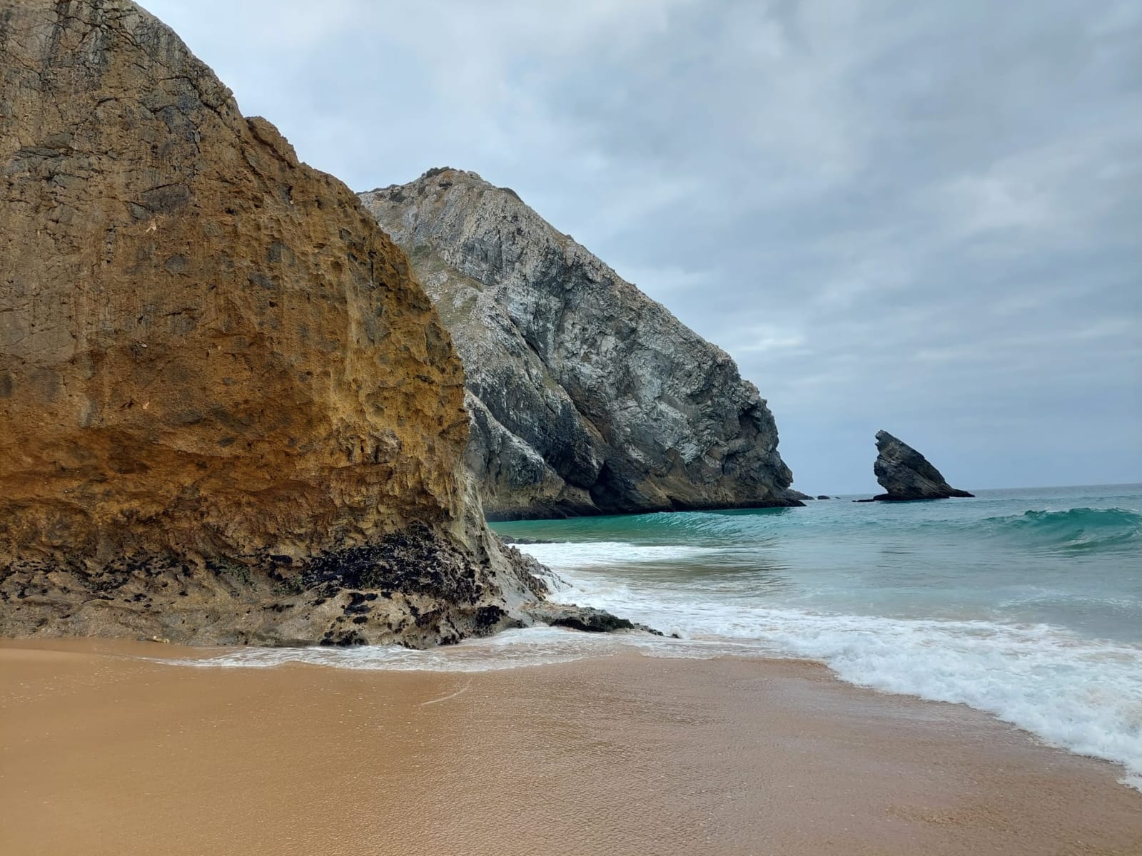 Praia da Adraga — 葡萄牙海滩